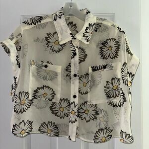 Daisy blouse from Urban Outfitters